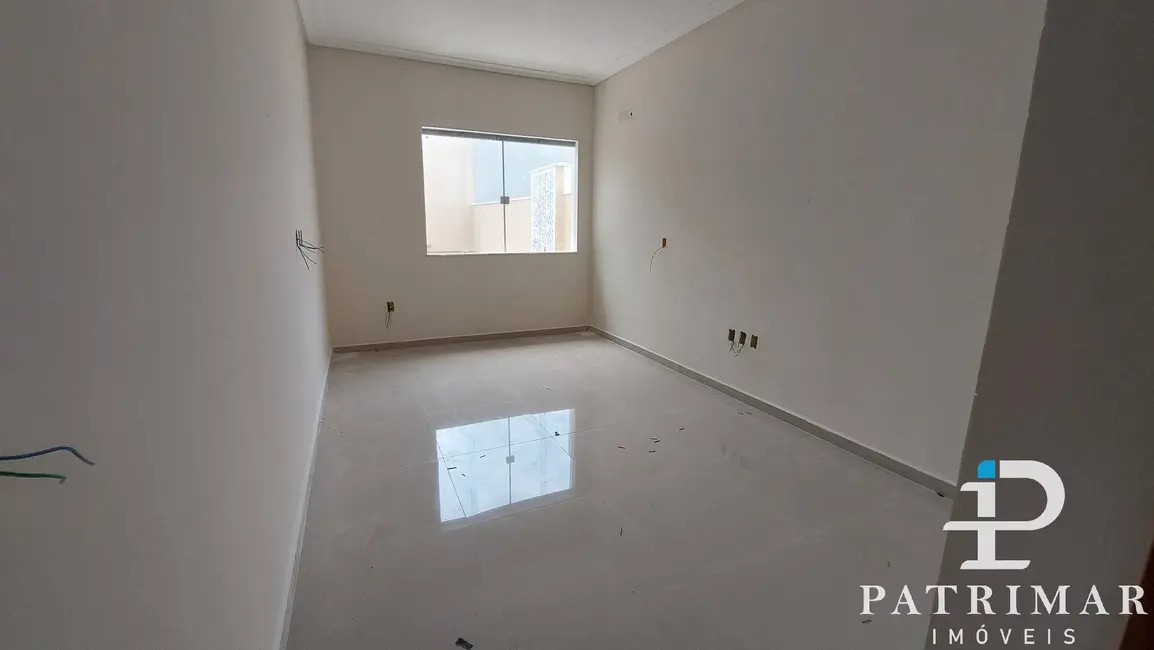 Foto 9 de Casa com 3 quartos à venda, 140m2 em Jardim Atlântico Central (Itaipuaçu), Marica - RJ