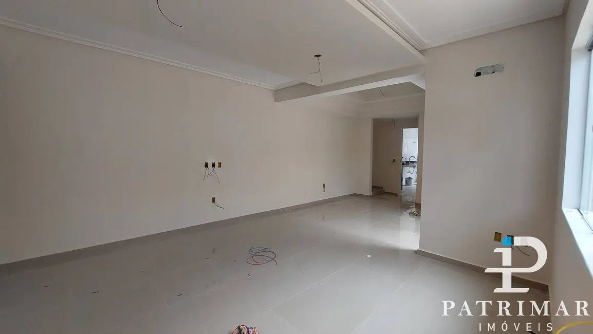 Foto 3 de Casa com 3 quartos à venda, 140m2 em Jardim Atlântico Central (Itaipuaçu), Marica - RJ