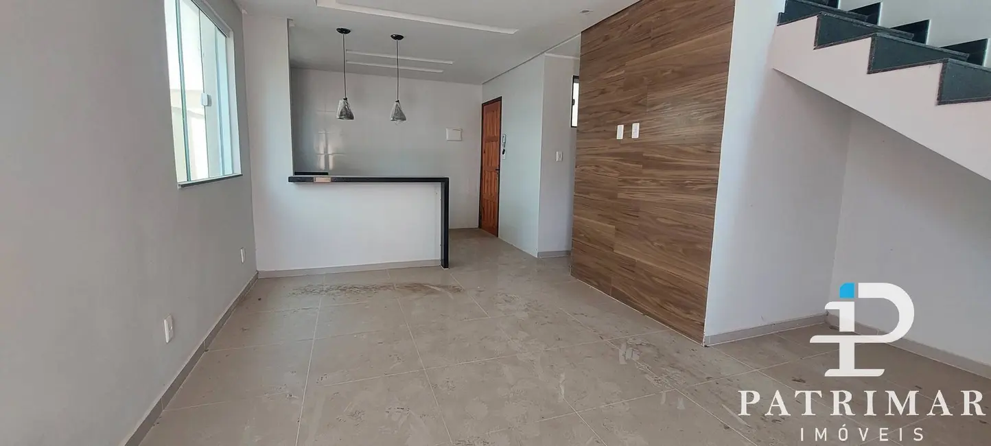 Foto 2 de Casa com 2 quartos à venda, 70m2 em Barroco (Itaipuaçu), Marica - RJ