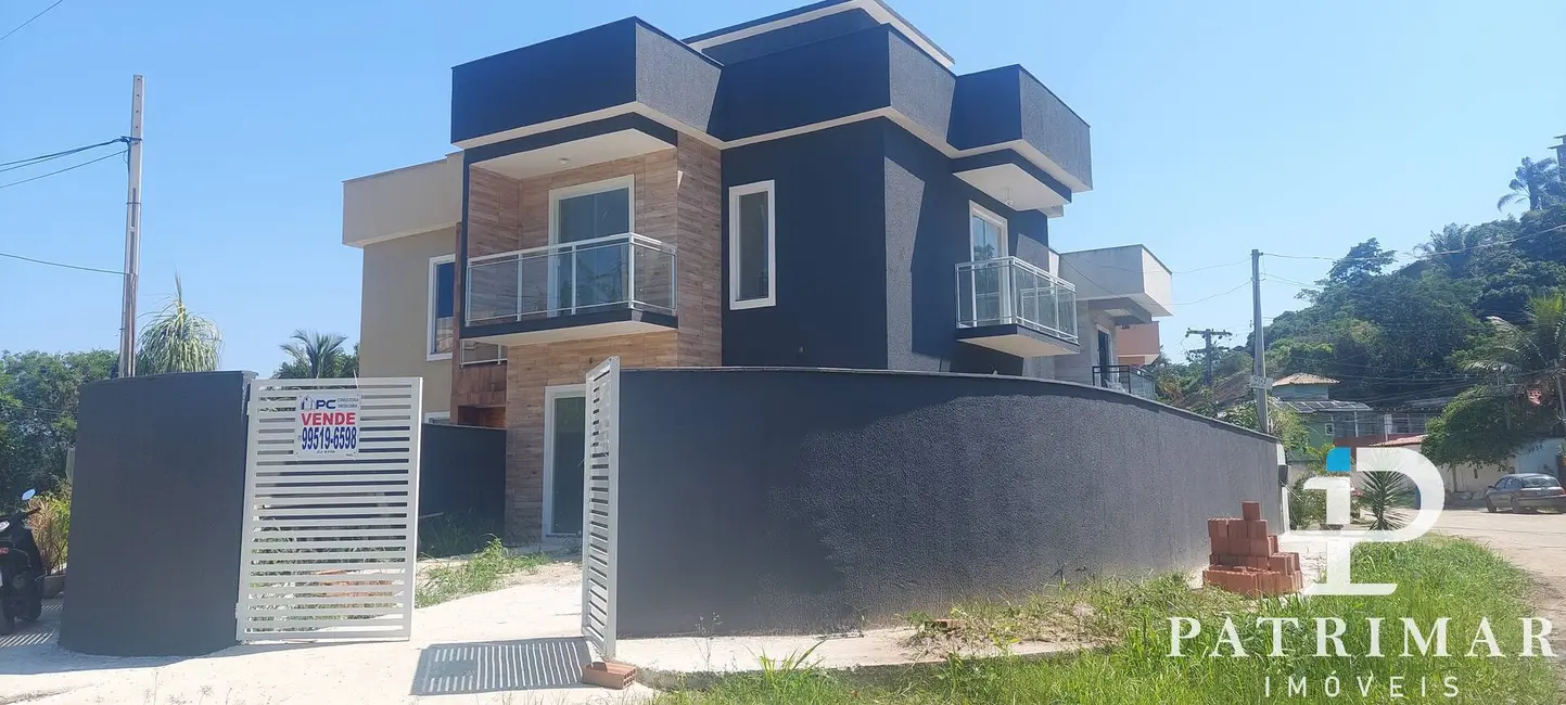 Foto 1 de Casa com 3 quartos à venda, 125m2 em Itaipu, Niteroi - RJ