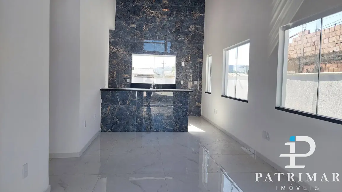 Foto 6 de Casa com 3 quartos à venda, 382m2 em Jardim Atlântico Central (Itaipuaçu), Marica - RJ