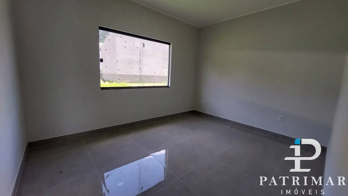 Casa com 3 quartos à venda, 253m2 em Marica - RJ - imagem 6 Foto 6 de Casa com 3 quartos à venda, 253m2 em Marica - RJ