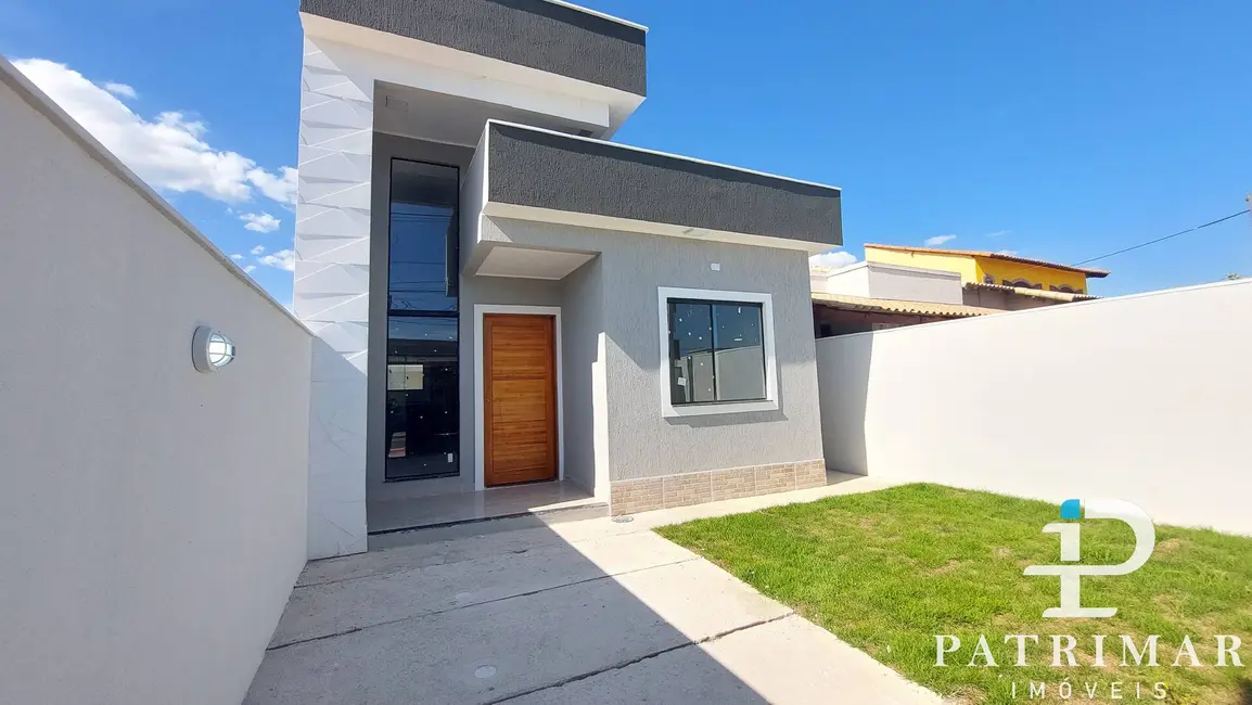 Foto 1 de Casa com 2 quartos à venda, 134m2 em Jardim Atlântico Central (Itaipuaçu), Marica - RJ