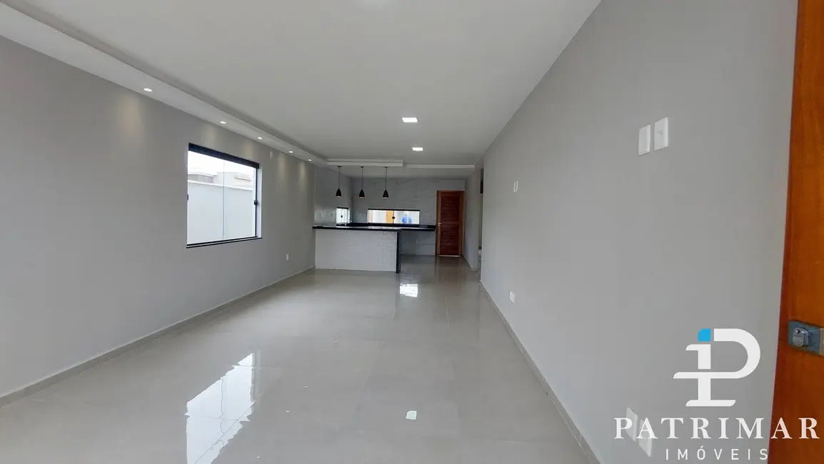 Casa com 3 quartos à venda, 351m2 em Jardim Atlântico Leste (Itaipuaçu), Marica - RJ - imagem 3 Foto 3 de Casa com 3 quartos à venda, 351m2 em Jardim Atlântico Leste (Itaipuaçu), Marica - RJ