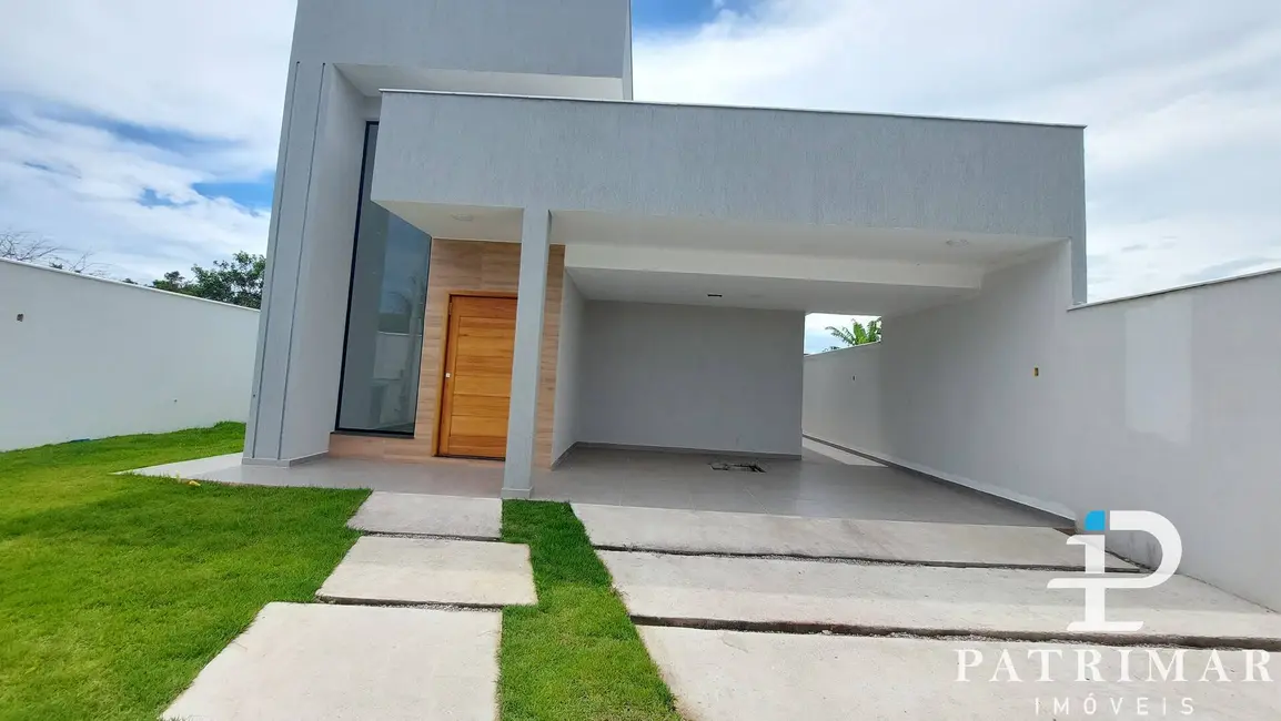 Foto 1 de Casa com 3 quartos à venda, 365m2 em Jardim Atlântico Leste (Itaipuaçu), Marica - RJ