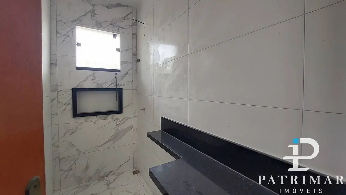 Foto 5 de Casa com 3 quartos à venda, 365m2 em Jardim Atlântico Leste (Itaipuaçu), Marica - RJ