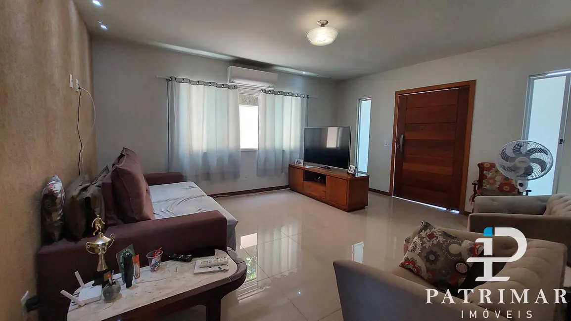 Foto 4 de Casa com 2 quartos à venda, 195m2 em Inoã (Inoã), Marica - RJ