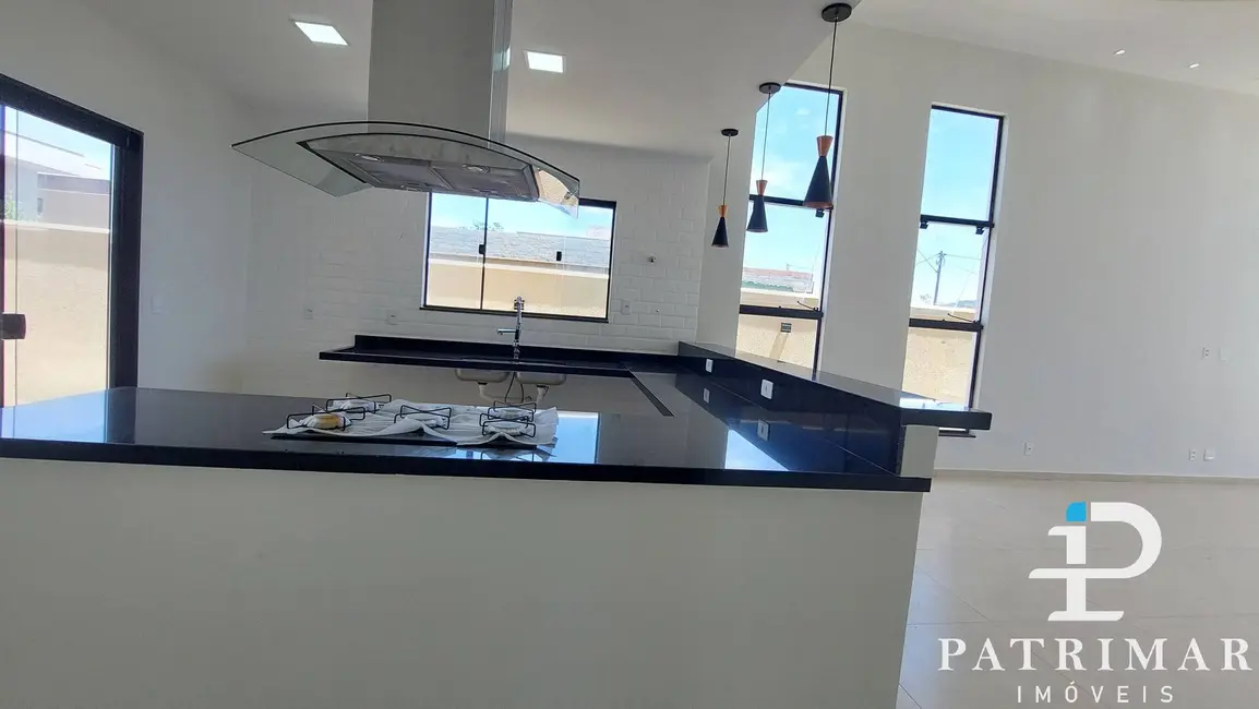 Foto 6 de Casa com 3 quartos à venda, 161m2 em Inoã (Inoã), Marica - RJ