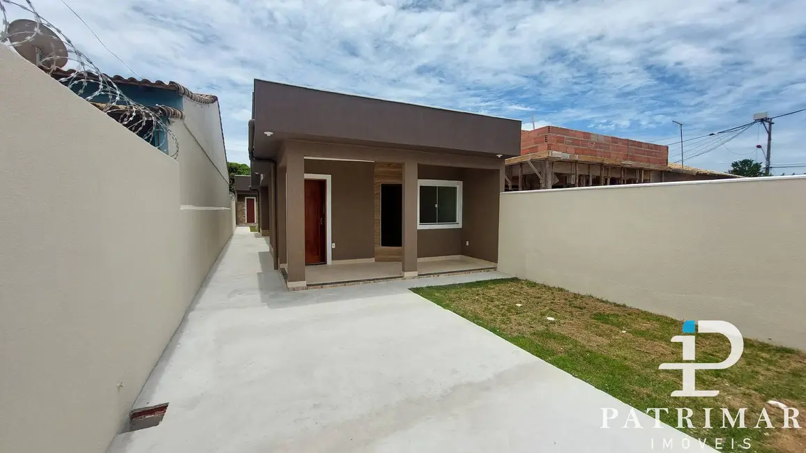 Foto 3 de Casa com 2 quartos à venda, 129m2 em Jardim Atlântico Central (Itaipuaçu), Marica - RJ