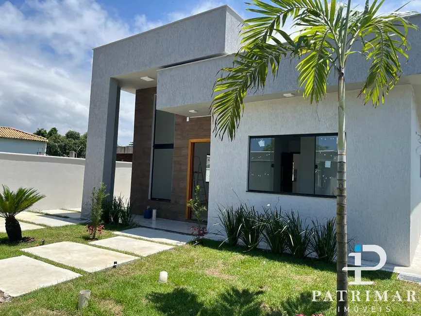 Foto 3 de Casa com 2 quartos à venda, 362m2 em Jardim Atlântico Central (Itaipuaçu), Marica - RJ