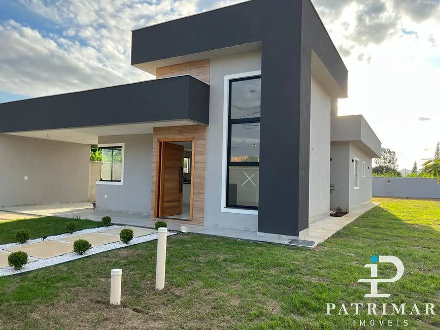 Foto 2 de Casa com 3 quartos à venda, 550m2 em Jardim Atlântico Leste (Itaipuaçu), Marica - RJ