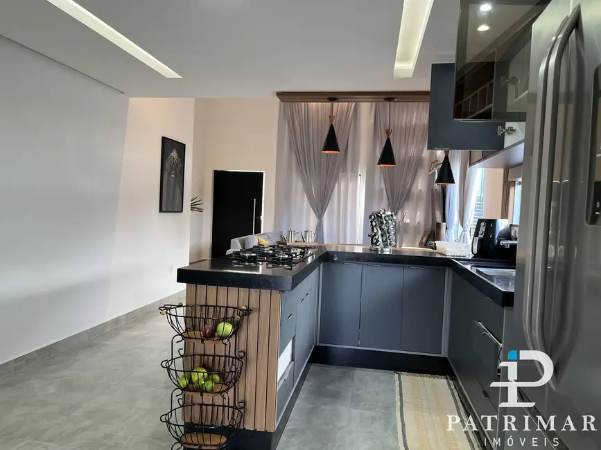 Foto 9 de Casa com 3 quartos à venda, 171m2 em Cajueiros (Itaipuaçu), Marica - RJ