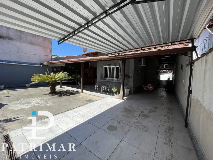 Foto 2 de Casa com 2 quartos à venda, 390m2 em Jardim Atlântico Central (Itaipuaçu), Marica - RJ