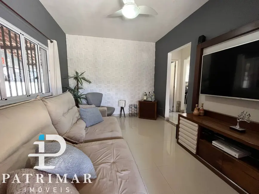 Foto 6 de Casa com 2 quartos à venda, 390m2 em Jardim Atlântico Central (Itaipuaçu), Marica - RJ