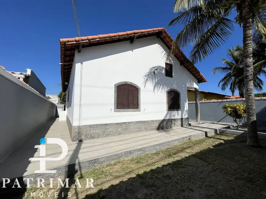 Foto 2 de Casa com 2 quartos à venda, 420m2 em Jardim Atlântico Oeste (Itaipuaçu), Marica - RJ