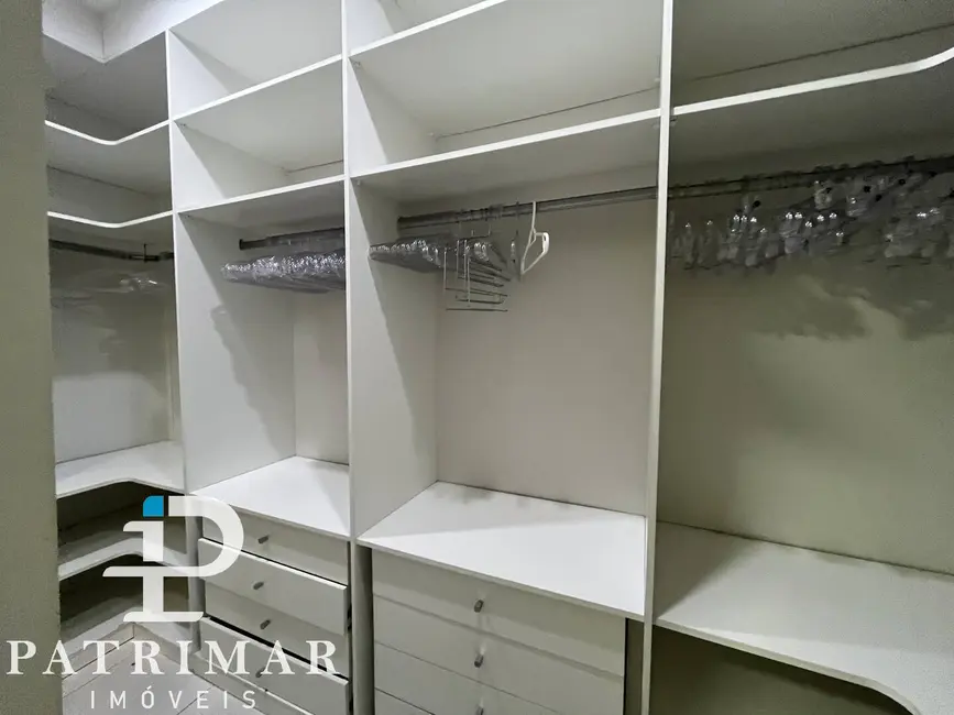 Foto 6 de Casa com 2 quartos à venda, 420m2 em Jardim Atlântico Oeste (Itaipuaçu), Marica - RJ