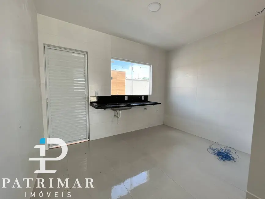 Foto 4 de Casa com 2 quartos à venda, 48m2 em Jardim Atlântico Leste (Itaipuaçu), Marica - RJ