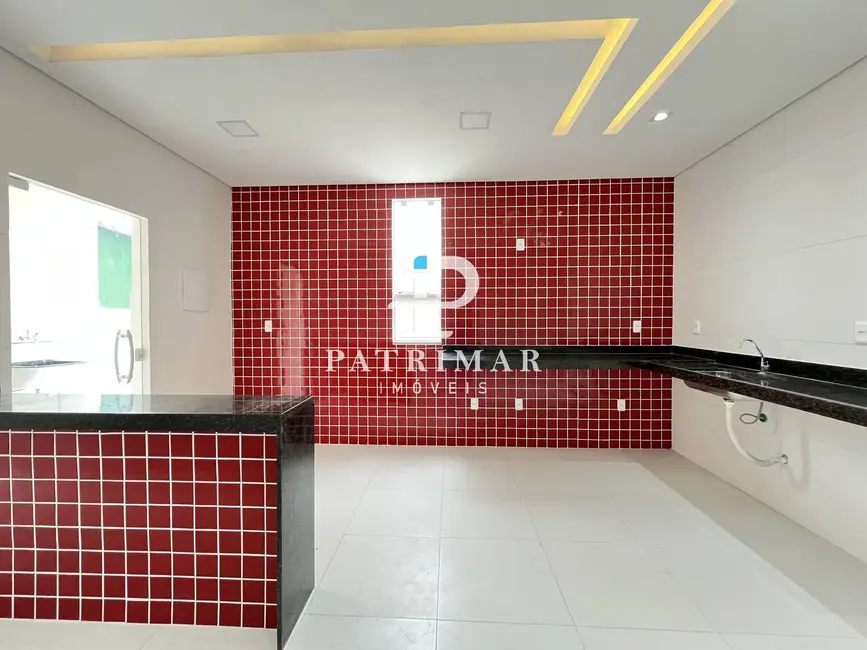 Foto 8 de Casa com 3 quartos à venda, 326m2 em Jardim Atlântico Leste (Itaipuaçu), Marica - RJ