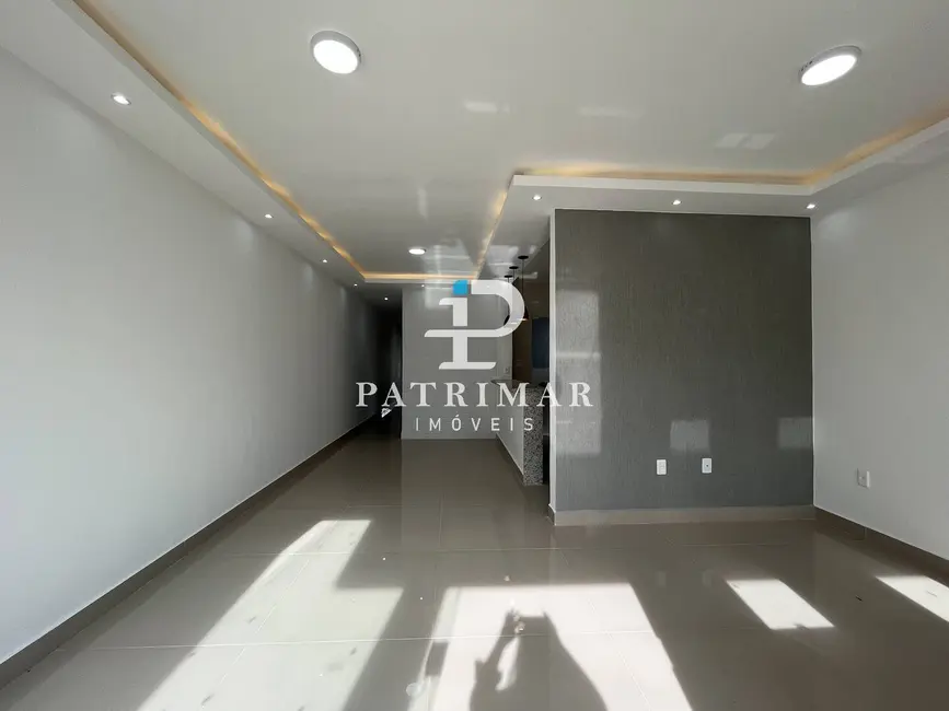 Foto 3 de Casa com 3 quartos à venda, 132m2 em Jardim Atlântico Leste (Itaipuaçu), Marica - RJ