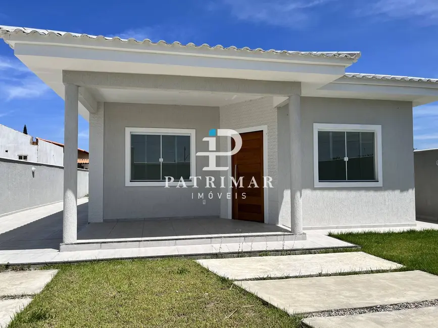 Foto 2 de Casa com 3 quartos à venda, 380m2 em Jardim Atlântico Leste (Itaipuaçu), Marica - RJ