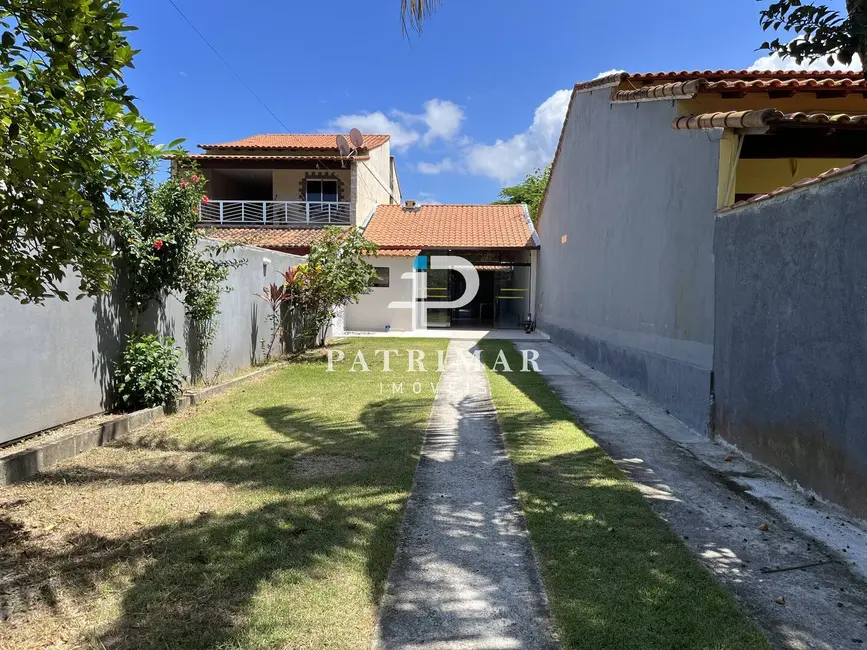 Foto 1 de Casa com 2 quartos à venda, 127m2 em Praia de Itaipuaçu (Itaipuaçu), Marica - RJ