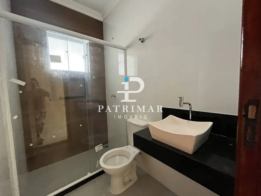 Foto 6 de Casa com 3 quartos à venda, 140m2 em Praia de Itaipuaçu (Itaipuaçu), Marica - RJ