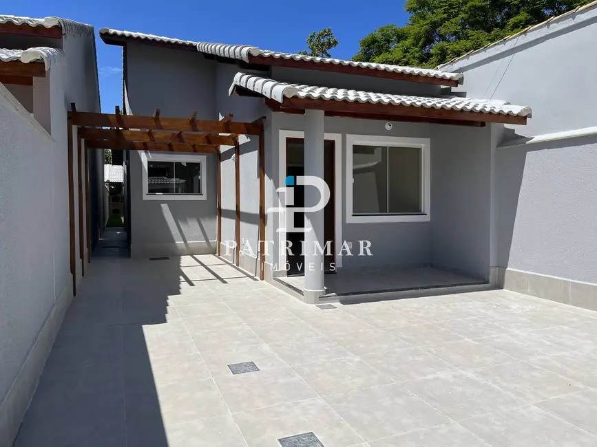 Foto 2 de Casa com 3 quartos à venda, 140m2 em Praia de Itaipuaçu (Itaipuaçu), Marica - RJ