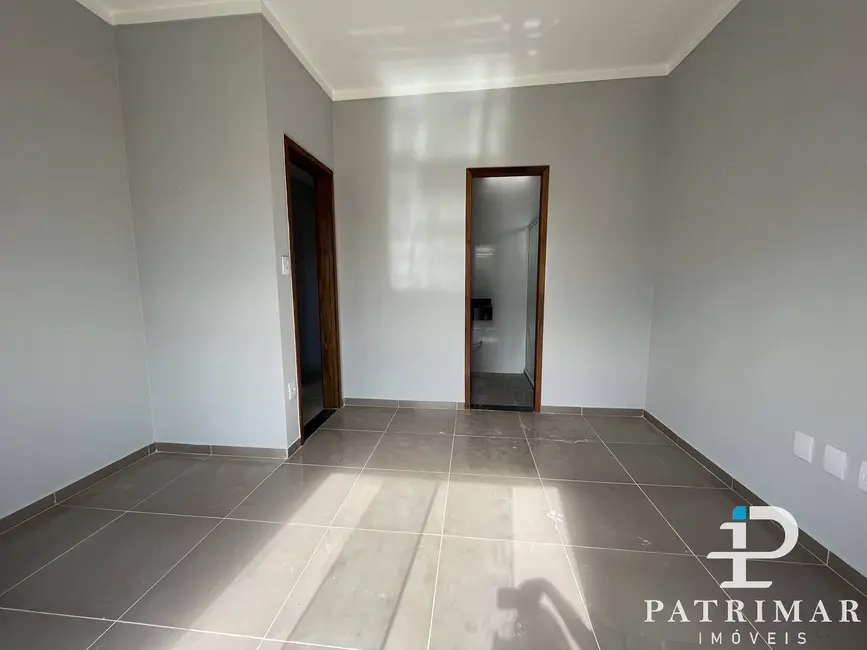 Foto 8 de Casa com 3 quartos à venda, 363m2 em Jardim Atlântico Leste (Itaipuaçu), Marica - RJ