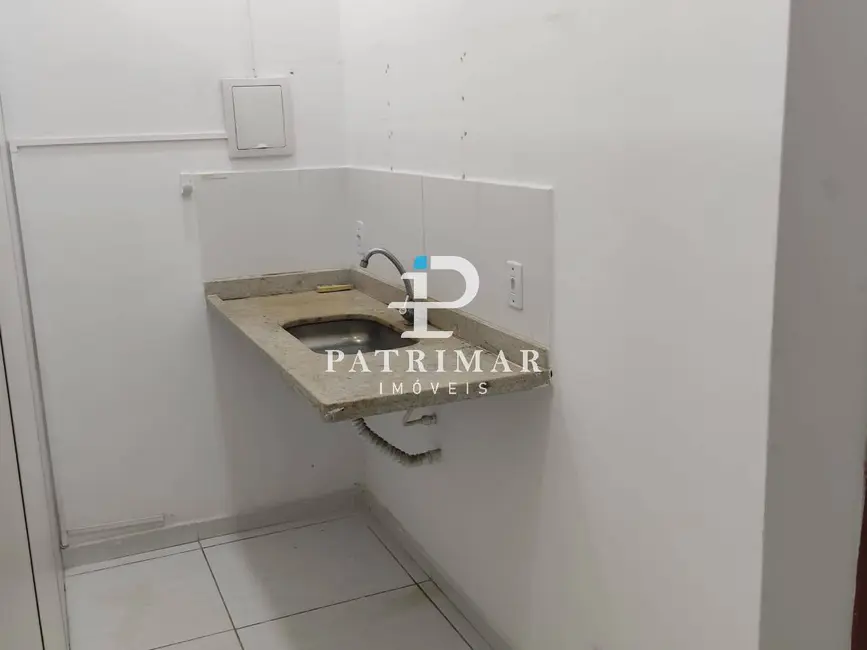 Foto 9 de Sala Comercial à venda em Jardim Atlântico Oeste (Itaipuaçu), Marica - RJ
