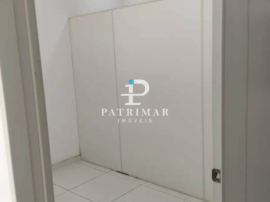 Foto 4 de Sala Comercial à venda em Jardim Atlântico Oeste (Itaipuaçu), Marica - RJ