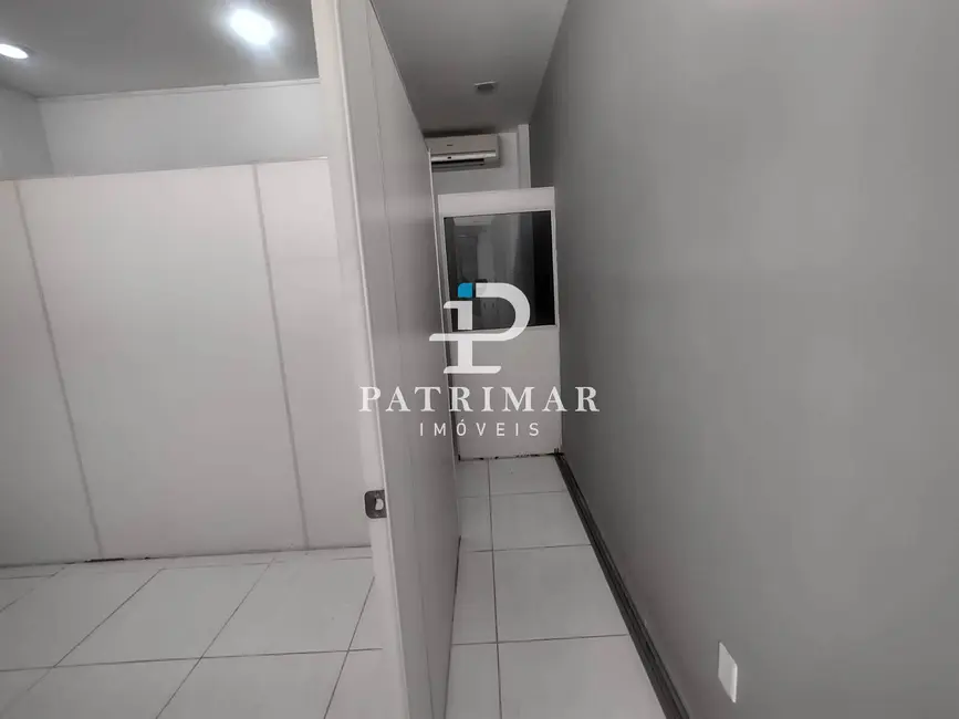 Foto 19 de Sala Comercial à venda em Jardim Atlântico Oeste (Itaipuaçu), Marica - RJ