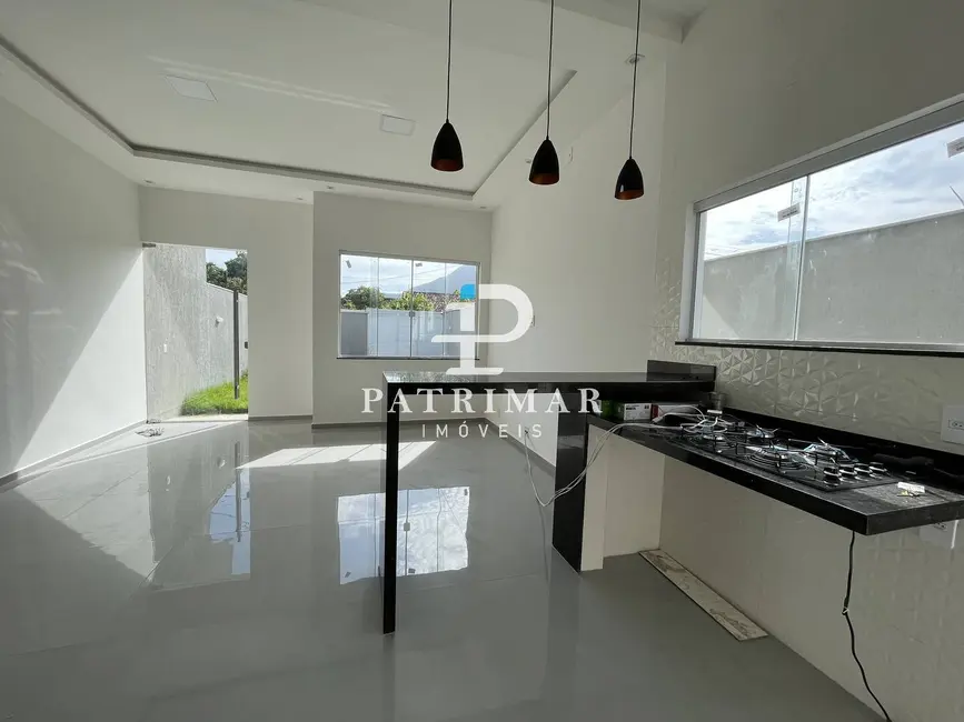 Casa com 3 quartos à venda, 134m2 em Praia de Itaipuaçu (Itaipuaçu), Marica - RJ - imagem 3 Foto 3 de Casa com 3 quartos à venda, 134m2 em Praia de Itaipuaçu (Itaipuaçu), Marica - RJ