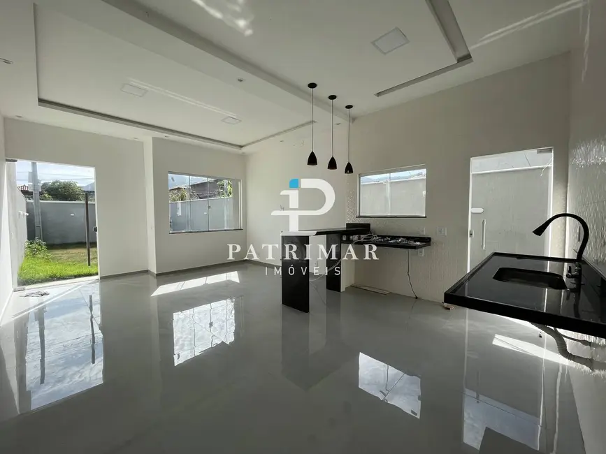 Foto 4 de Casa com 3 quartos à venda, 134m2 em Praia de Itaipuaçu (Itaipuaçu), Marica - RJ