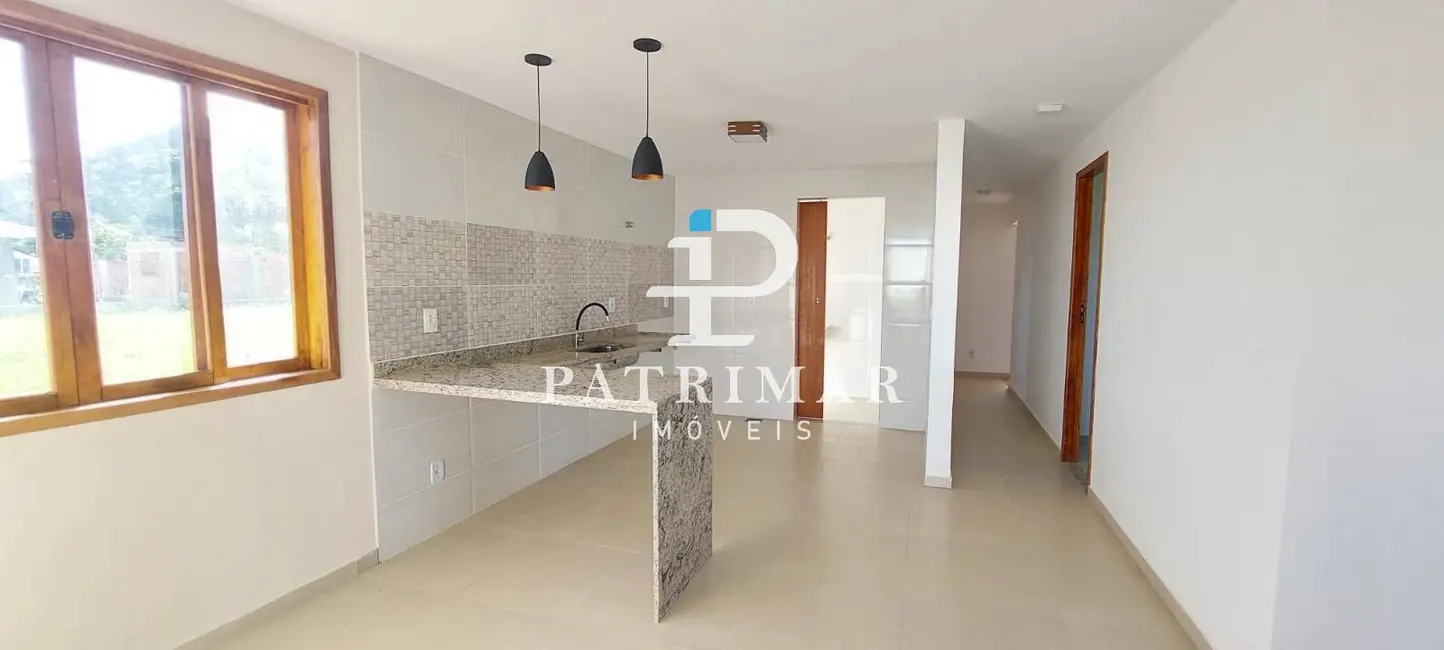 Foto 4 de Casa de Condomínio com 3 quartos à venda, 260m2 em São José do Imbassaí, Marica - RJ