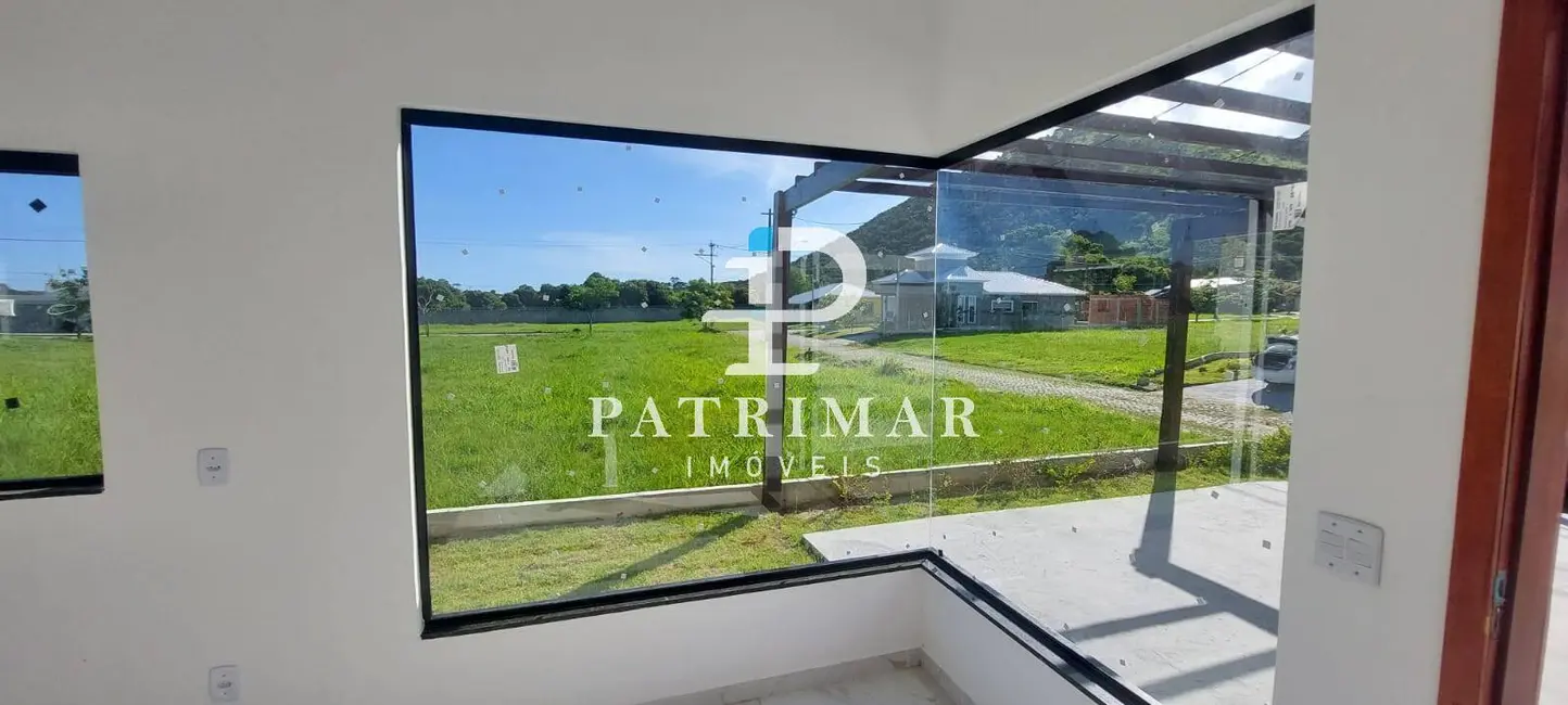 Foto 7 de Casa de Condomínio com 3 quartos à venda, 260m2 em São José do Imbassaí, Marica - RJ