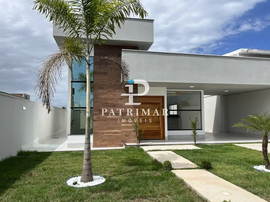 Foto 1 de Casa com 3 quartos à venda, 349m2 em Jardim Atlântico Leste (Itaipuaçu), Marica - RJ