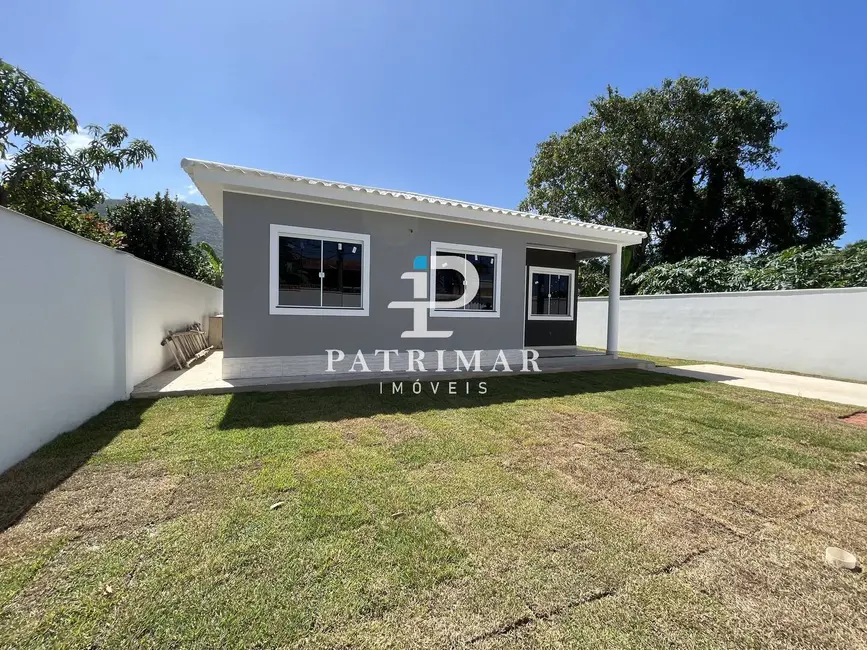 Foto 3 de Casa com 3 quartos à venda, 364m2 em Jardim Atlântico Central (Itaipuaçu), Marica - RJ