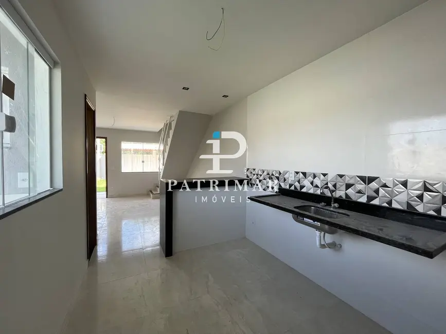 Foto 7 de Casa com 2 quartos à venda, 136m2 em Marica - RJ