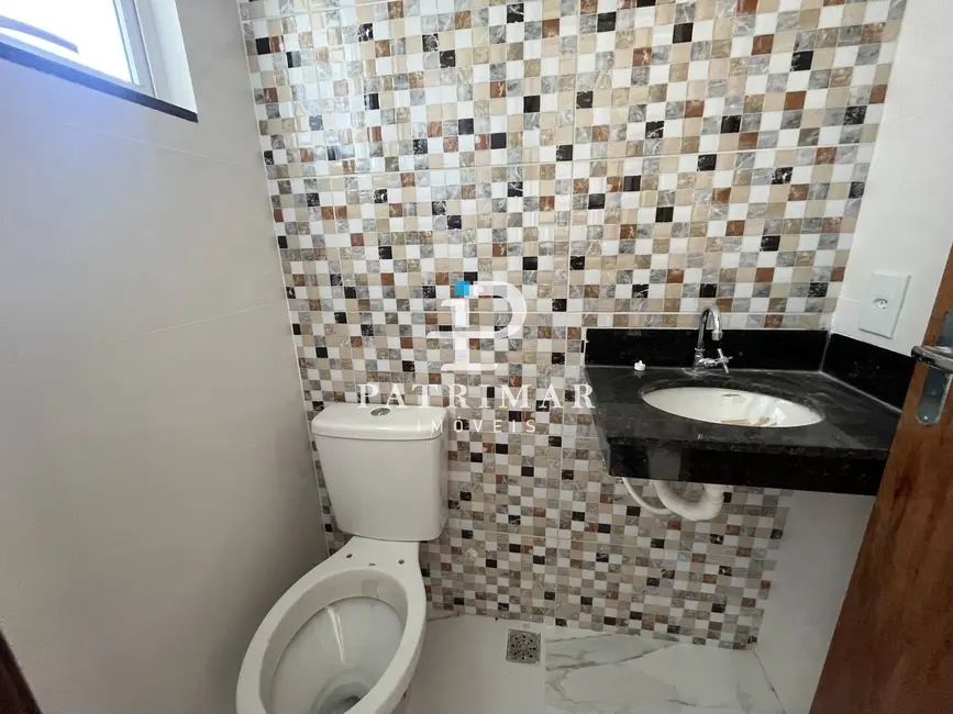 Foto 9 de Casa com 2 quartos à venda, 136m2 em Marica - RJ