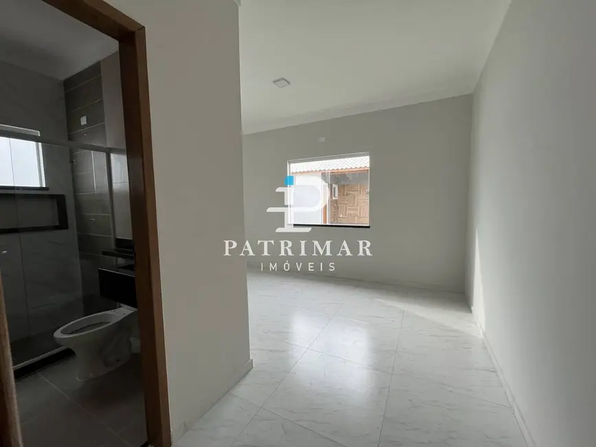 Foto 6 de Casa com 2 quartos à venda, 131m2 em Jardim Atlântico Leste (Itaipuaçu), Marica - RJ