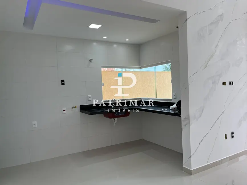 Foto 8 de Casa com 3 quartos à venda, 140m2 em Jardim Atlântico Leste (Itaipuaçu), Marica - RJ