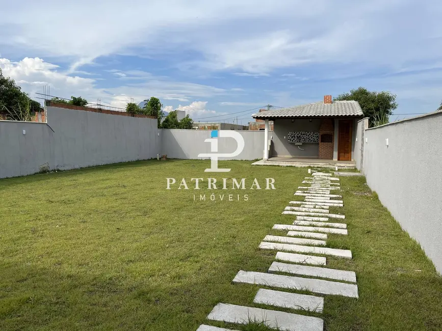 Foto 2 de Casa com 3 quartos à venda, 372m2 em Jardim Atlântico Central (Itaipuaçu), Marica - RJ