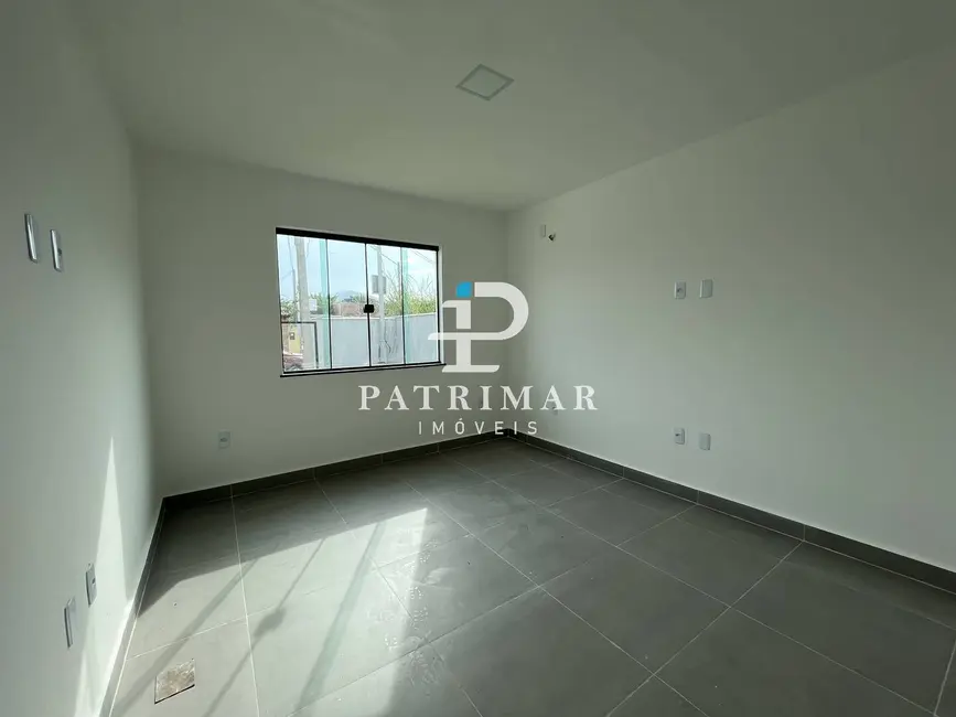 Foto 7 de Casa com 3 quartos à venda, 372m2 em Jardim Atlântico Central (Itaipuaçu), Marica - RJ