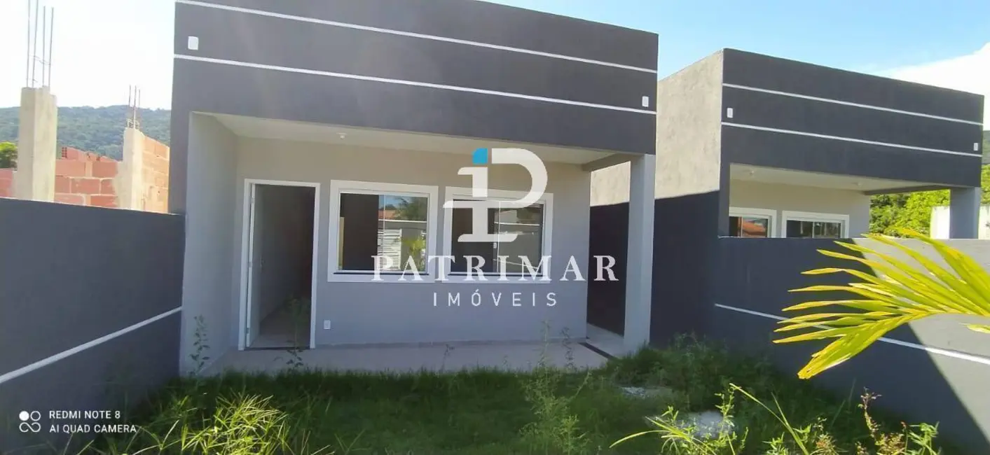 Foto 1 de Casa com 2 quartos à venda, 86m2 em Marica - RJ