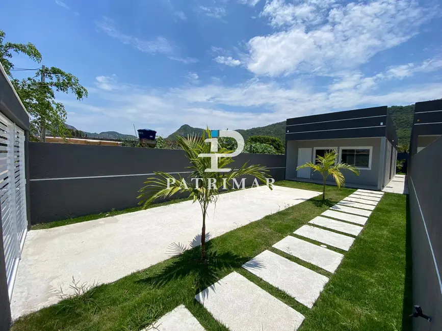 Foto 7 de Casa com 2 quartos à venda, 86m2 em Marica - RJ