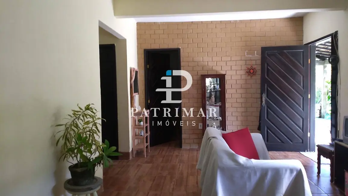 Foto 3 de Casa com 3 quartos à venda, 2300m2 em São José do Imbassaí, Marica - RJ