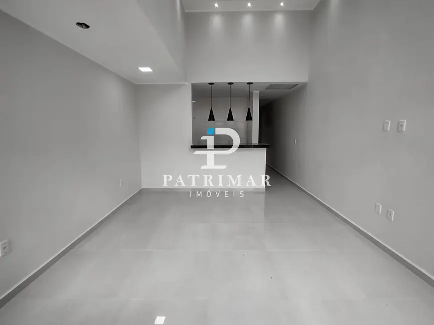 Foto 3 de Casa com 3 quartos à venda, 111m2 em Praia de Itaipuaçu (Itaipuaçu), Marica - RJ