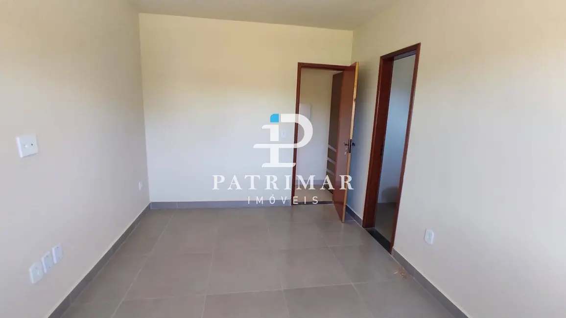 Foto 8 de Casa com 2 quartos à venda, 46m2 em Itapeba, Marica - RJ