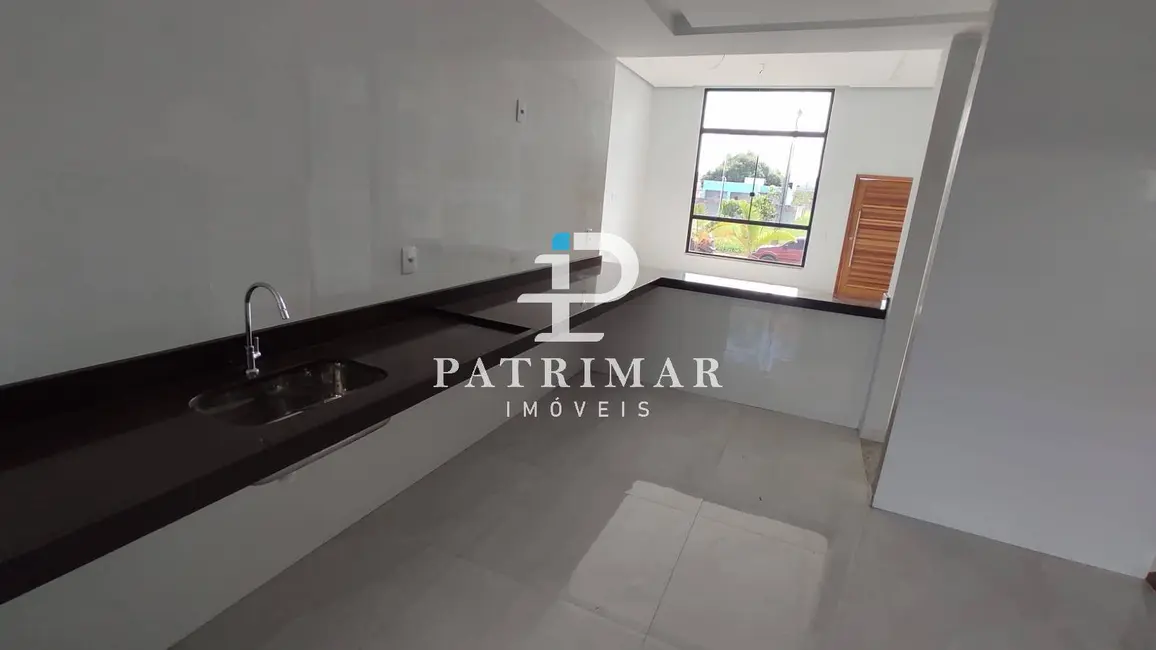 Foto 5 de Casa com 3 quartos à venda, 201m2 em Centro, Marica - RJ