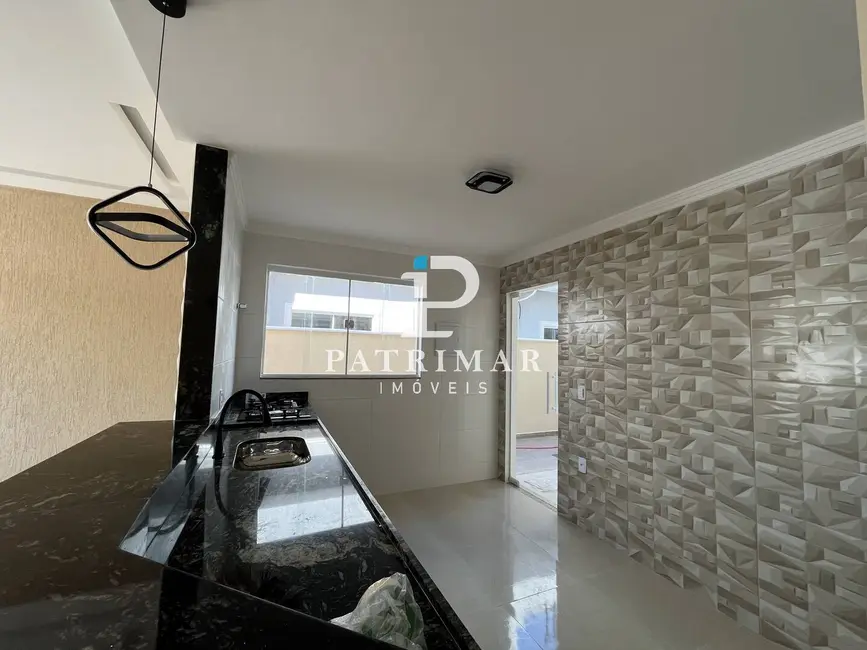 Foto 5 de Casa com 3 quartos à venda, 152m2 em Jardim Atlântico Central (Itaipuaçu), Marica - RJ